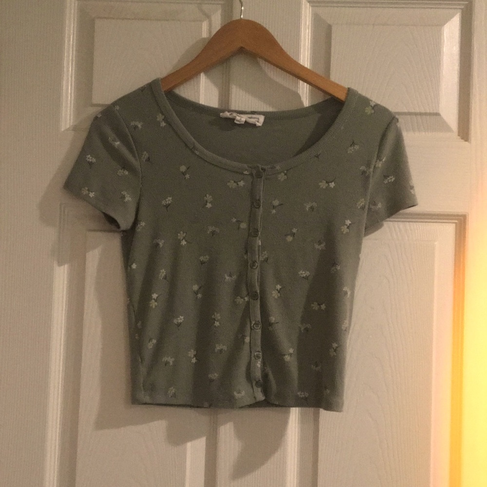 dark sage lil button up shirt w/ flowers